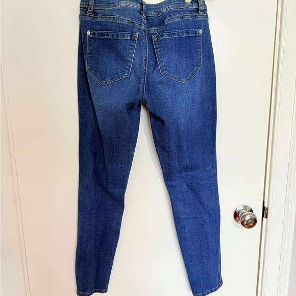 Kensie Skinny Jeans - Picture 2 of 4